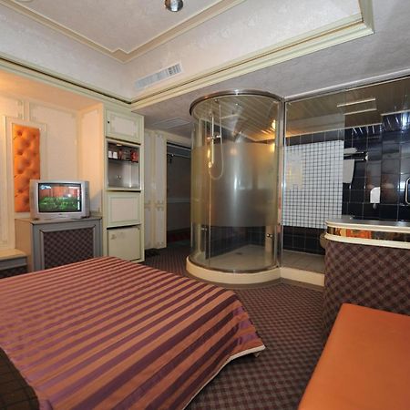 טאויואן Cyue Chao Hotel מראה חיצוני תמונה